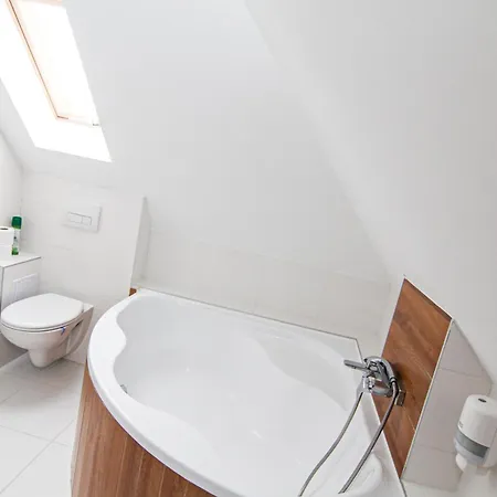 Heviz Springs - Nocleg ze śniadaniem