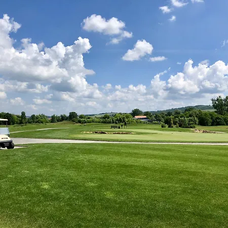 فندق مبيت وإفطار Heviz Springs - 4*