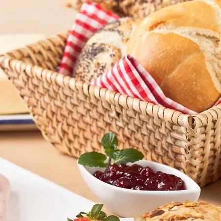 Heviz Springs - فندق مبيت وإفطار