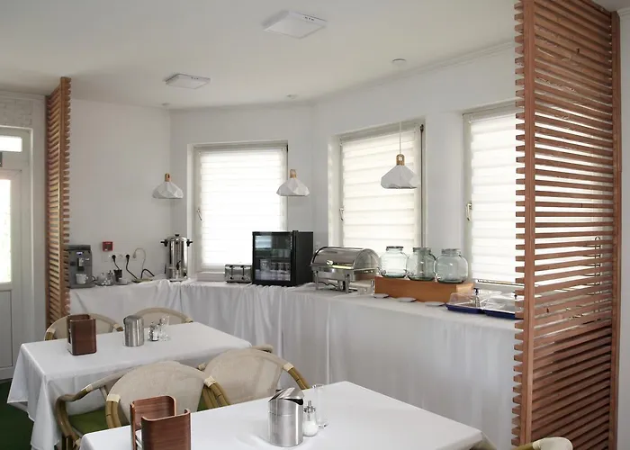 Heviz Springs - Bed & Breakfast 4*